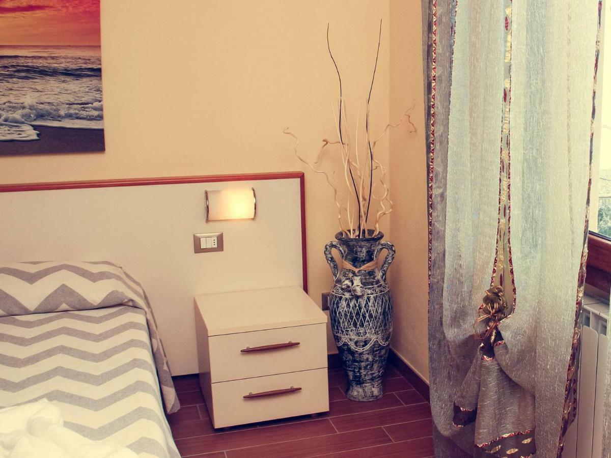 B&B Tina Monte Isola Eksteriør billede
